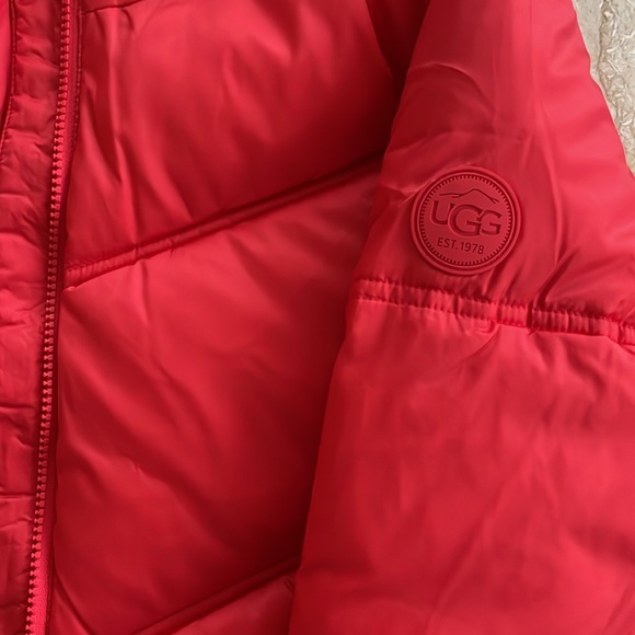 NWT UGG174 Womens Ronny Puffer Jacket. - Picture 13 of 16